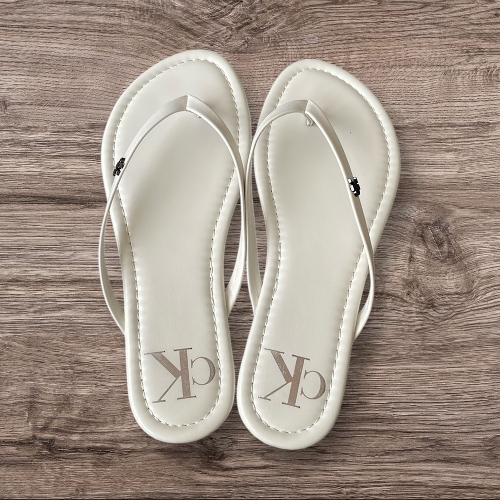 Calvin Klein - Women’s Flip Flop Sandals